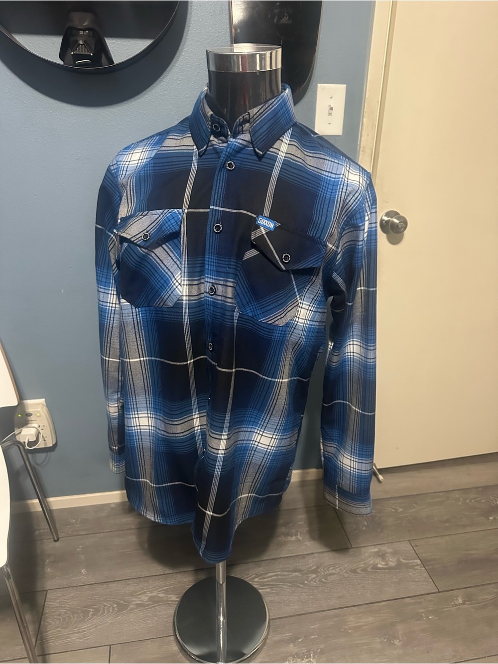 DIXXON Blue Plaid Long-Sleeve Button-Down Shirt